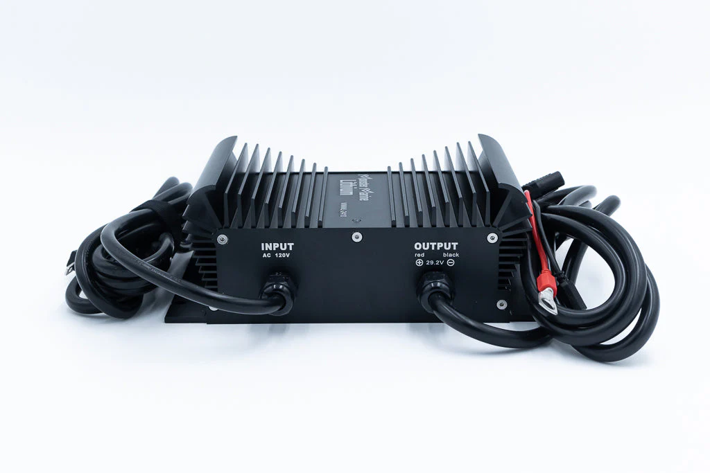 BLACK WIDOW 24V 10A Waterproof Lithium Battery Charger - Image 4