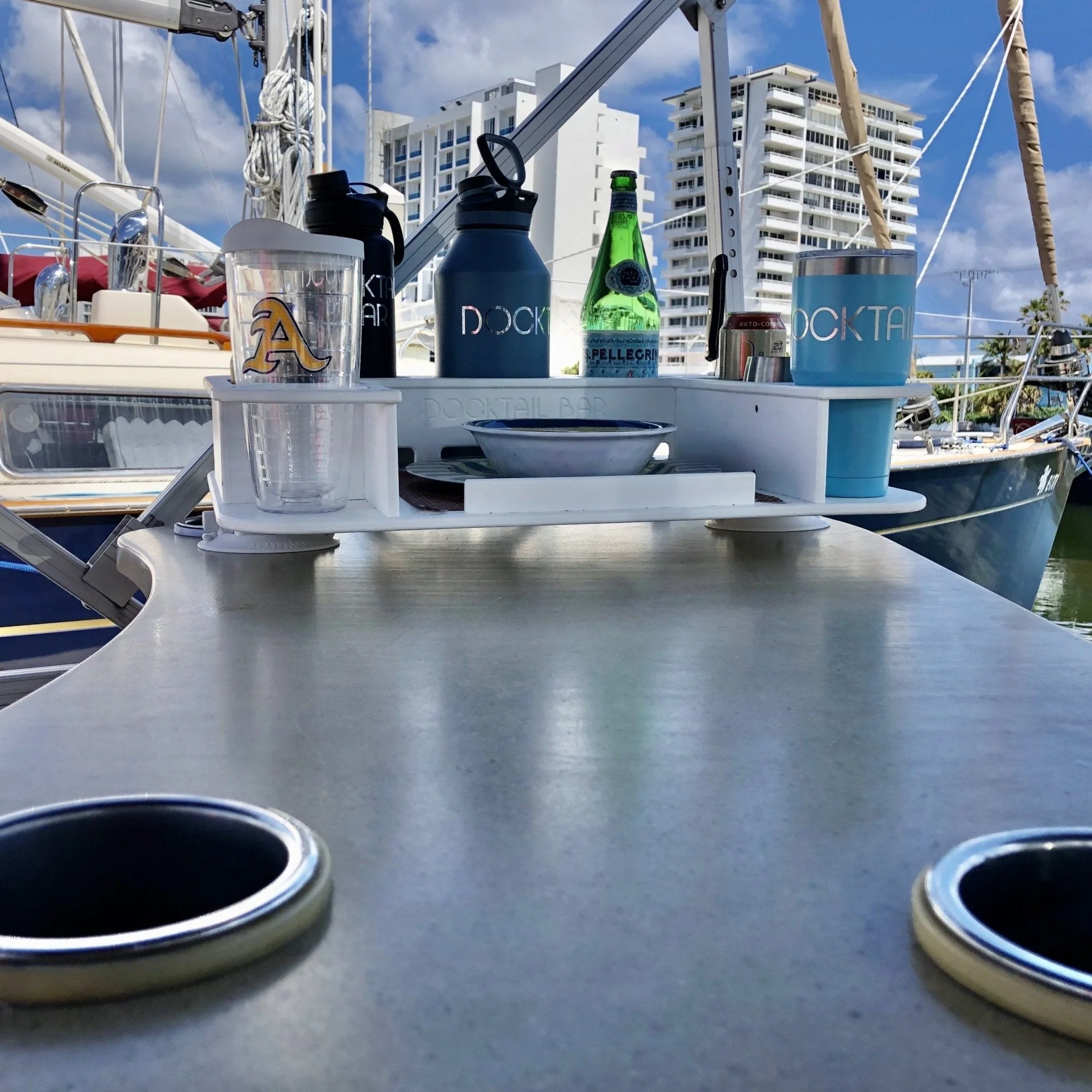 Docktail Butler Table with SeaSucker Vacuum Mounts - Image 4